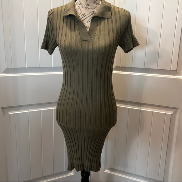 Midi Sweater Dress Collared Neck Ribbed Form Fitting Bodycon Hippie Rose Size M - Picture 1 of 7